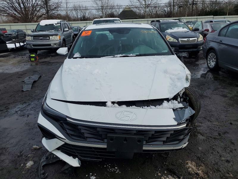2025 Hyundai Elantra მანქანა იყიდება აუქციონზე, vin: KMHLS4DG6SU949789, აუქციონის ნომერი: 99302675