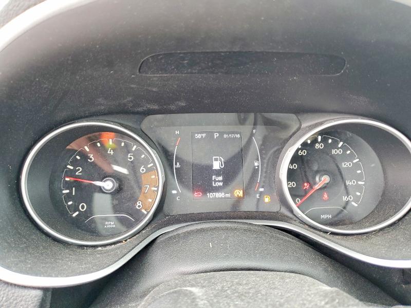 98111045 :رقم المزاد ، 3C4NJDAB2JT262178 vin ، 2018 Jeep Compass مزاد بيع