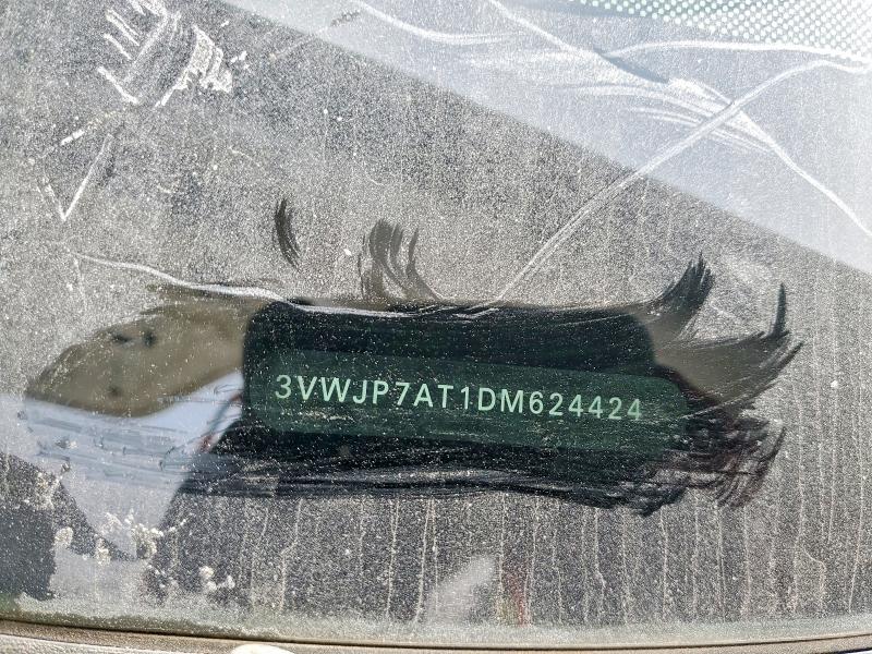 2013 Volkswagen Beetle მანქანა იყიდება აუქციონზე, vin: 3VWJP7AT1DM624424, აუქციონის ნომერი: 99837395
