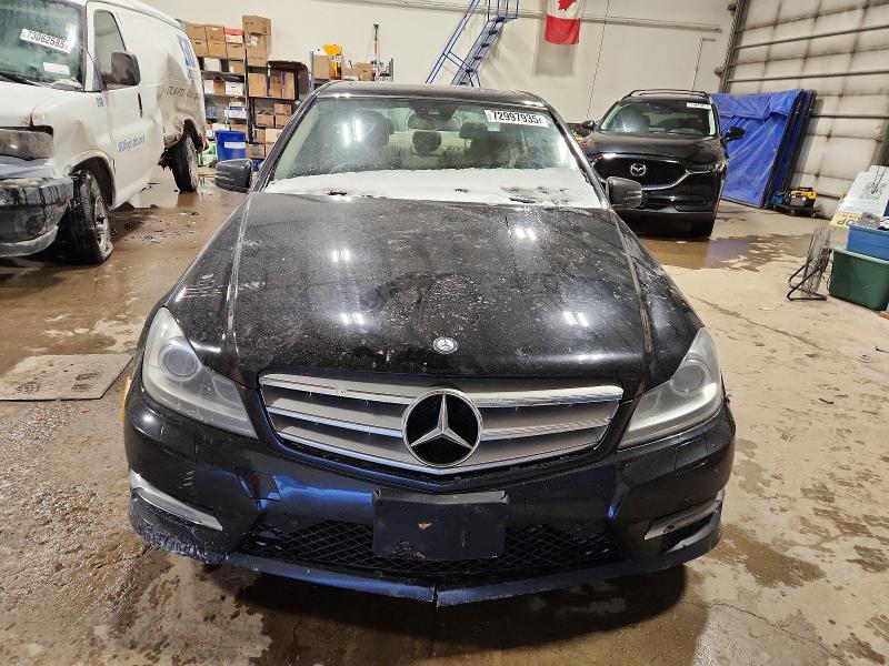 Продаж на аукціоні авто 2013 Mercedes-benz C, vin: WDDGF8AB9DA825374, номер лоту: 72997935