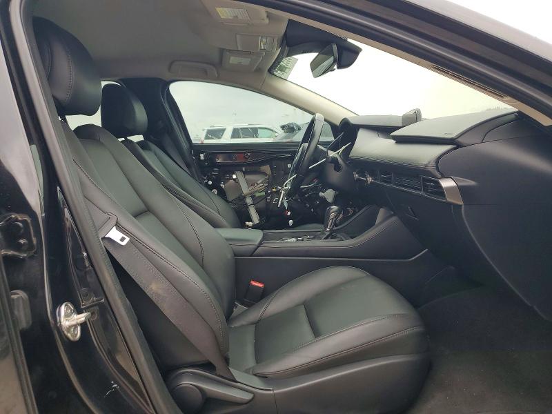 98950405 :رقم المزاد ، 3MZBPABM8PM361331 vin ، 2023 Mazda 3 مزاد بيع
