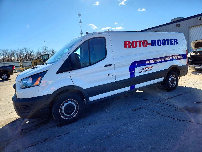72390015 :رقم المزاد ، 1FTBR1Y84MKA07784 vin ، 2021 Ford Transit مزاد بيع