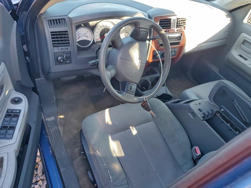 97767875 :رقم المزاد ، 1D7HE48K55S330428 vin ، 2005 Dodge Dakota مزاد بيع