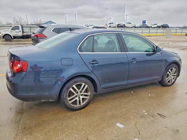 Auction sale of the 2010 Volkswagen Jetta, vin: 3VWRZ7AJ8AM013717, lot number: 99613855