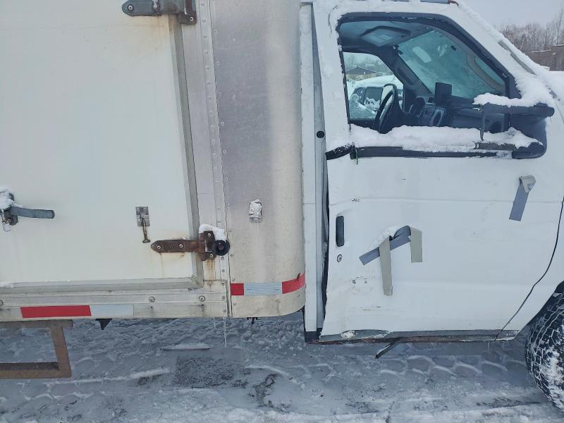 97000785 :رقم المزاد ، 1FDWE4FLXGDC17638 vin ، 2016 Ford Econoline مزاد بيع