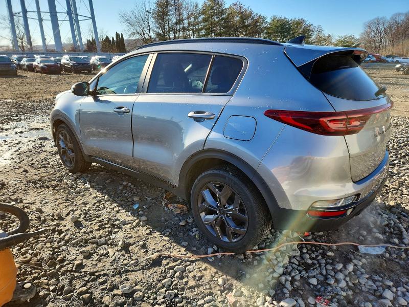 98879645 :رقم المزاد ، KNDP6CAC1N7957663 vin ، 2022 Kia Sportage مزاد بيع