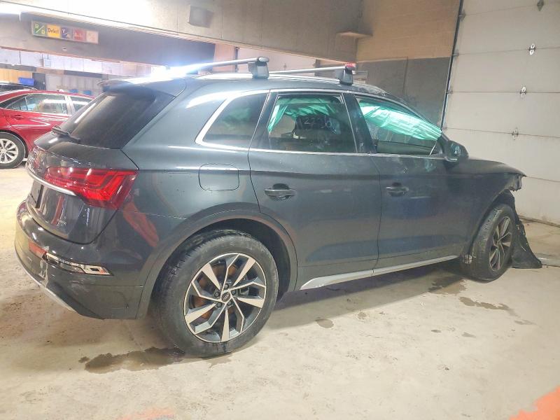 72643565 :رقم المزاد ، WA1BAAFY5M2113326 vin ، 2021 Audi Q5 مزاد بيع