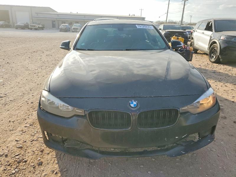 2014 Bmw 320 I მანქანა იყიდება აუქციონზე, vin: WBA3B1C54EP679299, აუქციონის ნომერი: 74120235