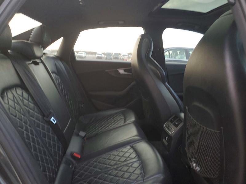 73866795 :رقم المزاد ، WAUC4AF49JA002212 vin ، 2018 Audi S4 مزاد بيع