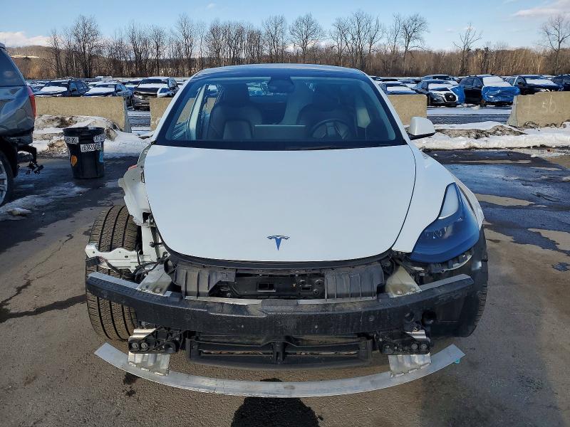 73386135 :رقم المزاد ، 5YJ3E1EB7NF247300 vin ، 2022 Tesla Model 3 مزاد بيع