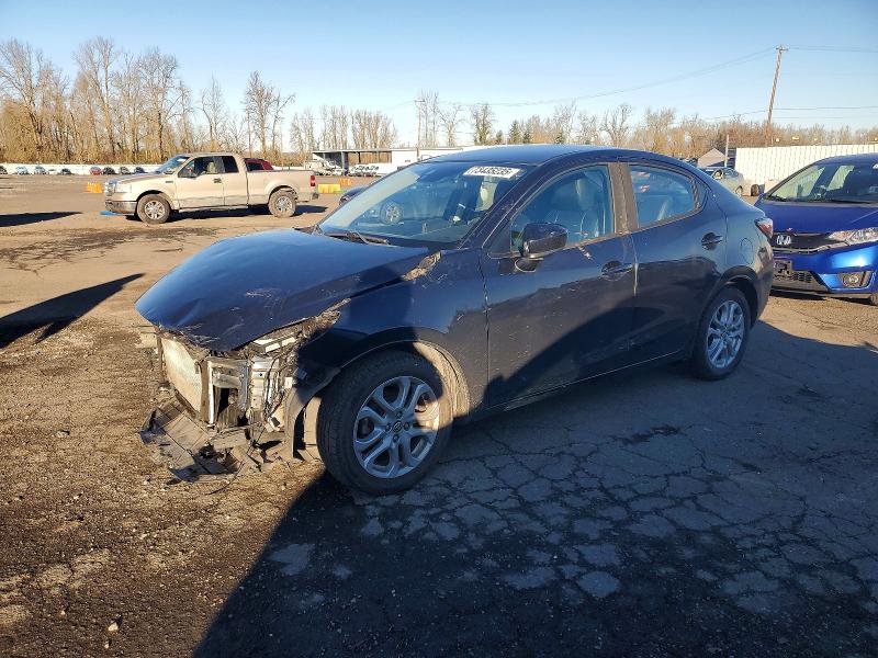 73435235 :رقم المزاد ، 3MYDLBYV1HY164199 vin ، 2017 Toyota Yaris Ia مزاد بيع