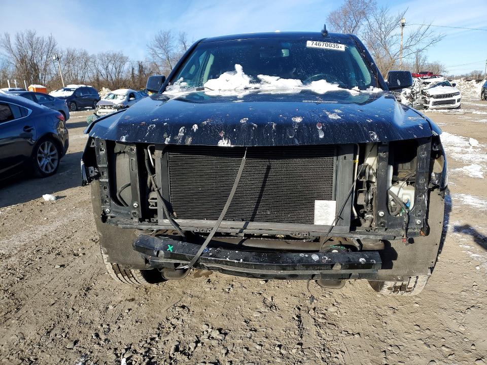 Aukcja sprzedaży 2019 Chevrolet Suburban, vin: 1GNSKHKC3KR124388, numer aukcji: 74670035
