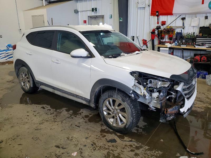 2017 Hyundai Tucson მანქანა იყიდება აუქციონზე, vin: KM8J3CA43HU380952, აუქციონის ნომერი: 73163895
