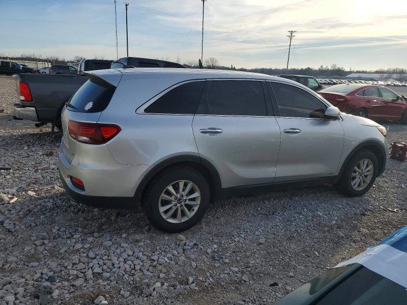 2019 Kia Sorento მანქანა იყიდება აუქციონზე, vin: 5XYPGDA53KG560314, აუქციონის ნომერი: 99754665