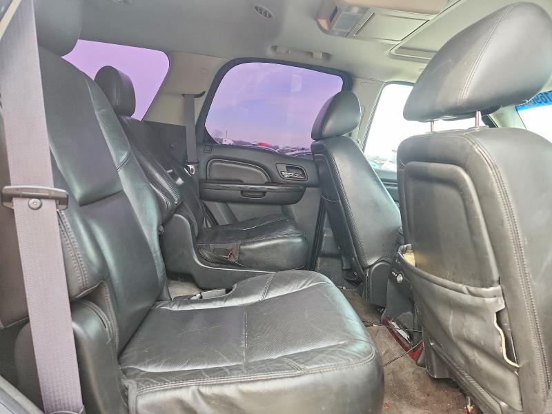 2011 Cadillac Escalade მანქანა იყიდება აუქციონზე, vin: 1GYS3BEF8BR179292, აუქციონის ნომერი: 75169665