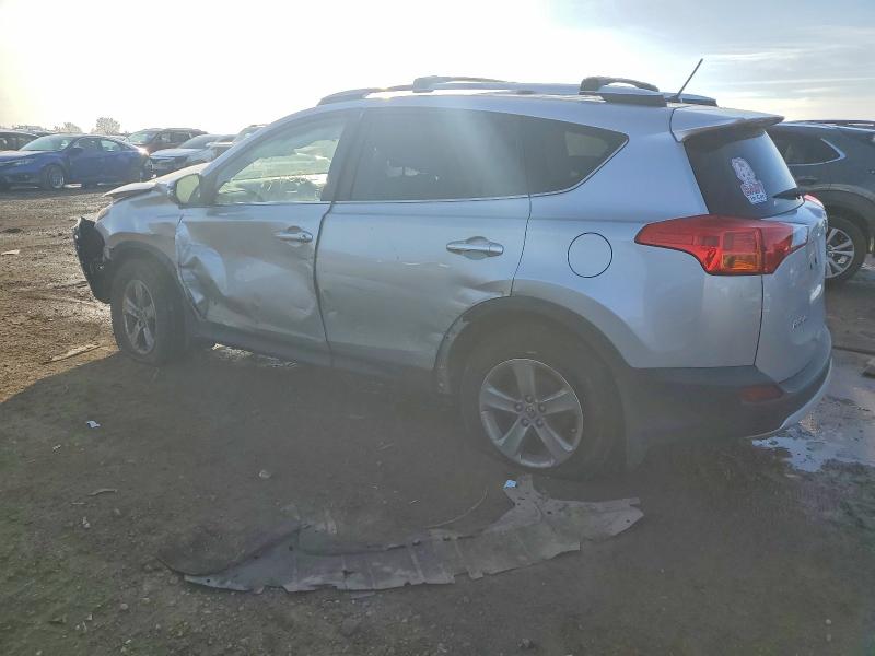 Продажа на аукционе авто 2015 Toyota Rav4, vin: JTMRFREV1FD161151, номер лота: 97152315