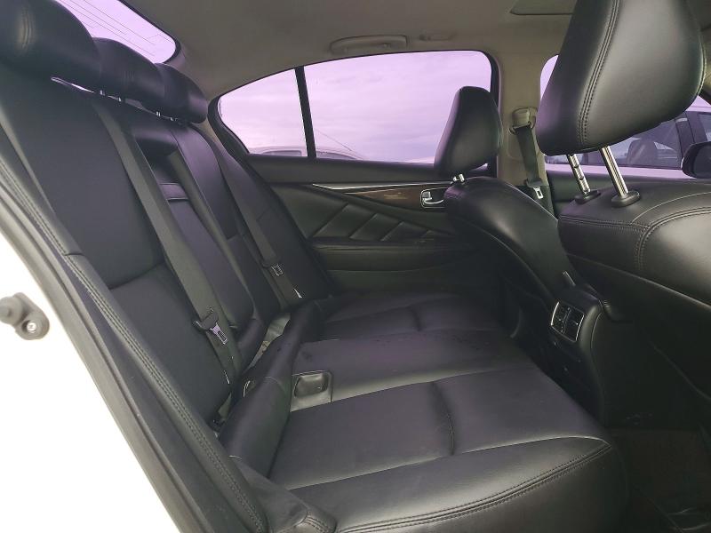 98680875 :رقم المزاد ، JN1EV7AR7JM440999 vin ، 2018 Infiniti Q50 مزاد بيع