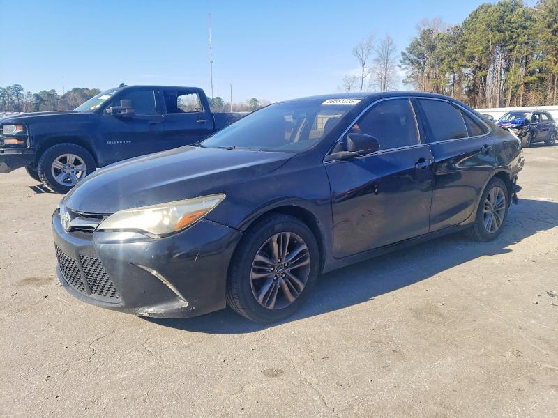 99581235 :رقم المزاد ، 4T1BF1FK4GU241418 vin ، 2016 Toyota Camry مزاد بيع