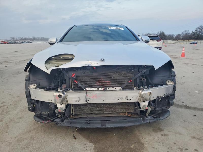 95246085 :رقم المزاد ، WDD1J6JB7KF085977 vin ، 2019 Mercedes-benz E مزاد بيع