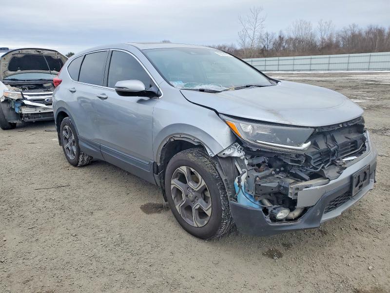 99191925 :رقم المزاد ، 7FARW2H57JE094175 vin ، 2018 Honda Cr-v مزاد بيع