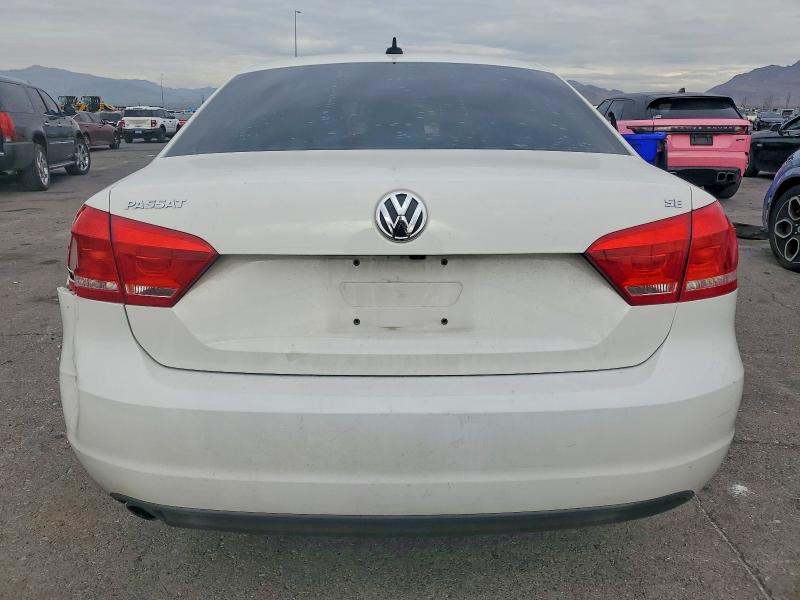 Продажа на аукционе авто 2014 Volkswagen Passat, vin: 1VWBP7A38EC015337, номер лота: 73542125