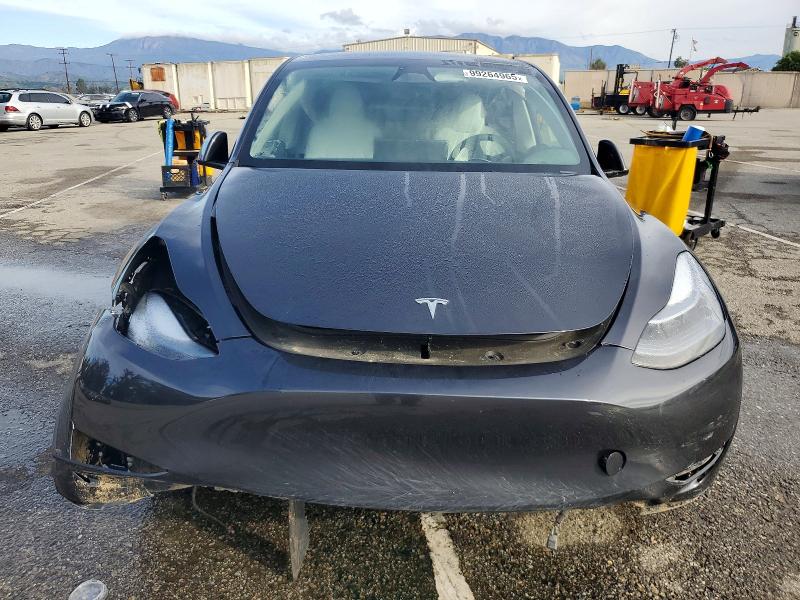 2024 Tesla Model Y მანქანა იყიდება აუქციონზე, vin: 7SAYGDED0RF177408, აუქციონის ნომერი: 99264965