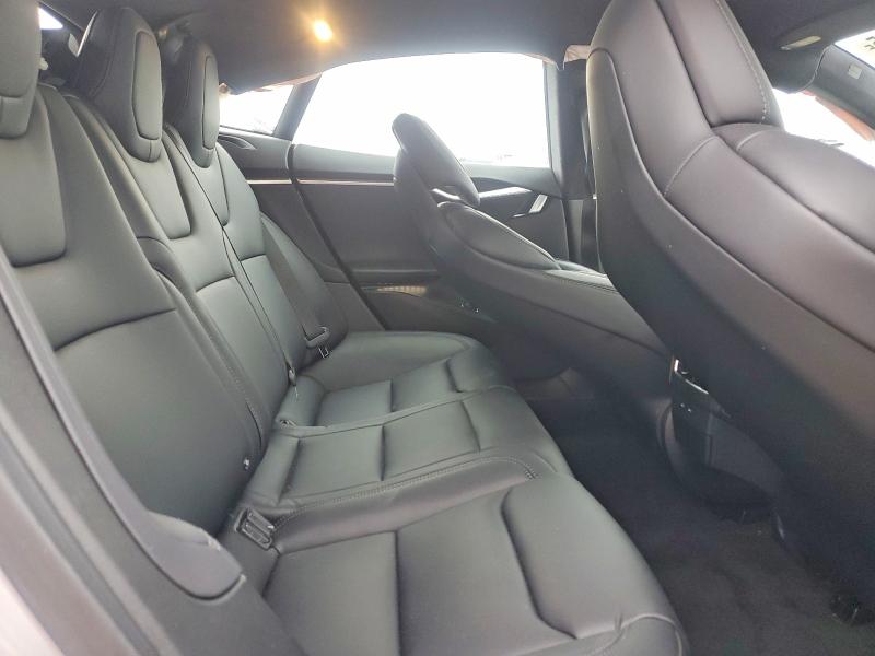 2017 Tesla Model S მანქანა იყიდება აუქციონზე, vin: 5YJSA1E2XHF230079, აუქციონის ნომერი: 74699555