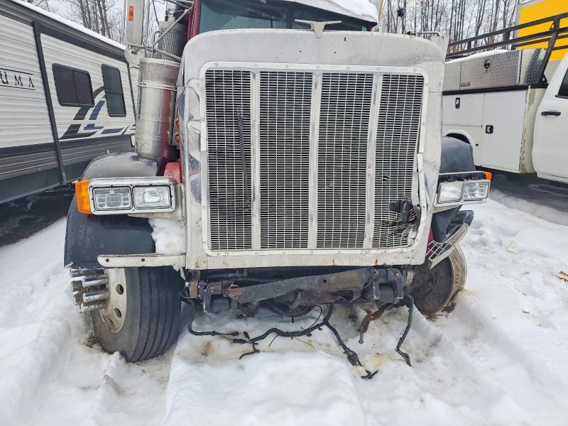 97746355 :رقم المزاد ، 1XP5DB9X62N581871 vin ، 2002 Peterbilt 379 مزاد بيع