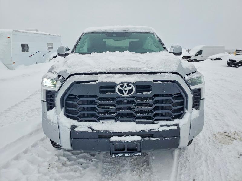 Продажа на аукционе авто 2023 Toyota Tundra, vin: 5TFJA5EC3PX019127, номер лота: 72164565