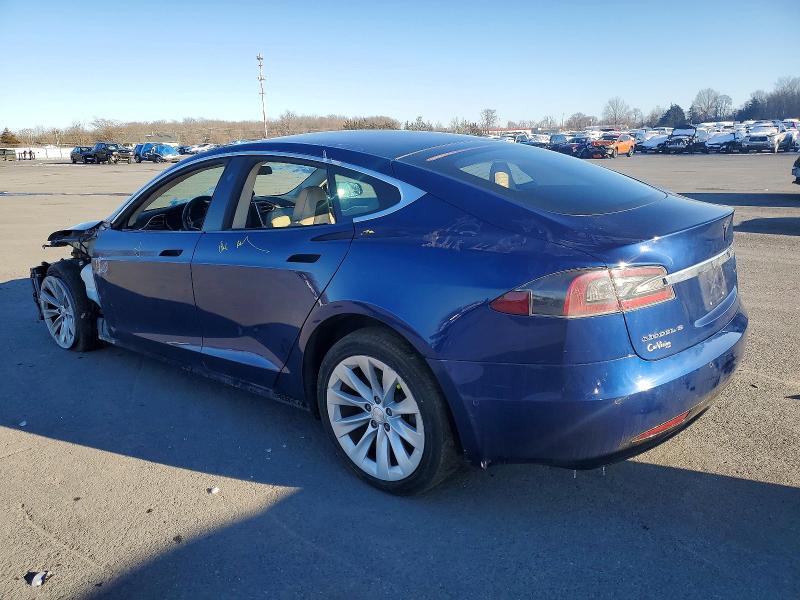 Продажа на аукционе авто 2017 Tesla Model S, vin: 5YJSA1E2XHF184401, номер лота: 99264555