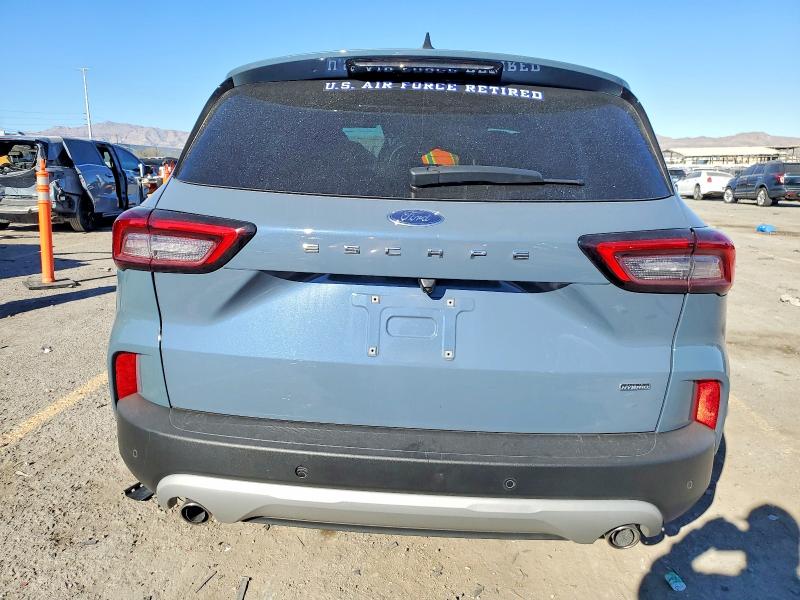 73669605 :رقم المزاد ، 1FMCU0E11PUB34811 vin ، 2023 Ford Escape مزاد بيع