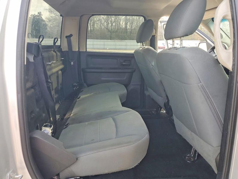 Продажа на аукционе авто 2017 Ram 1500 St, vin: 3C6RR6KT1HG504661, номер лота: 99993915
