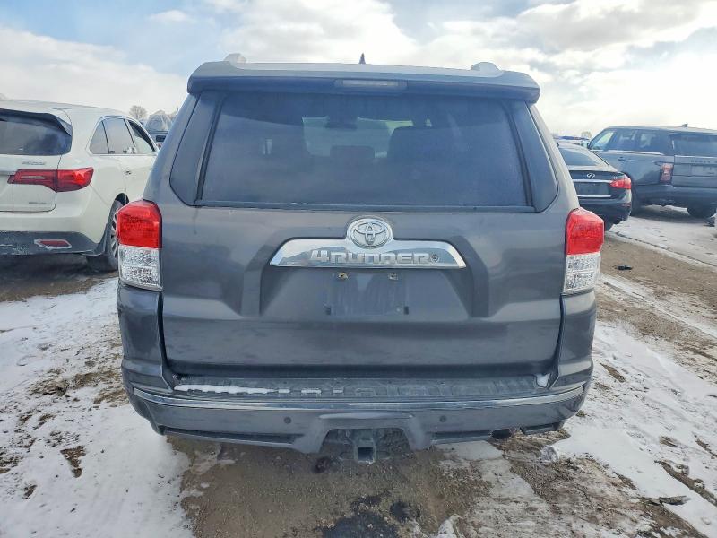 74593245 :رقم المزاد ، JTEZU5JR8B5028507 vin ، 2011 Toyota 4runner Sr مزاد بيع