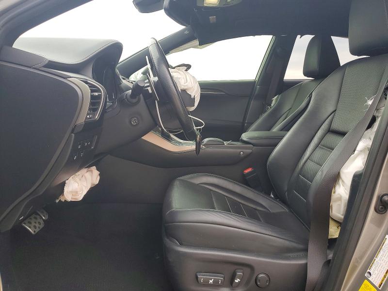 72603725 :رقم المزاد ، JTJSARDZ0L2229495 vin ، 2020 Lexus Nx مزاد بيع