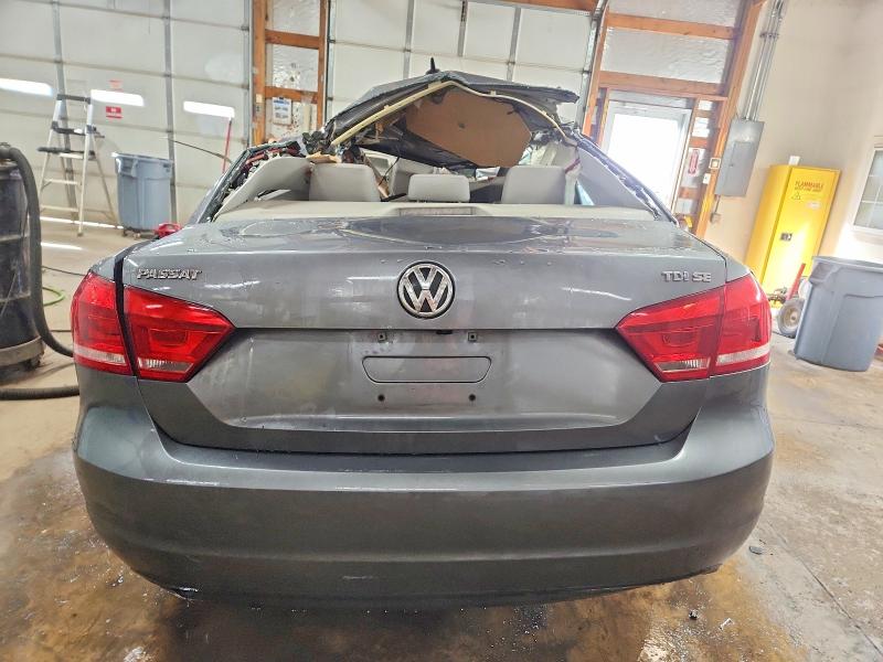 2014 Volkswagen Passat მანქანა იყიდება აუქციონზე, vin: 1VWBN7A36EC110761, აუქციონის ნომერი: 72867285