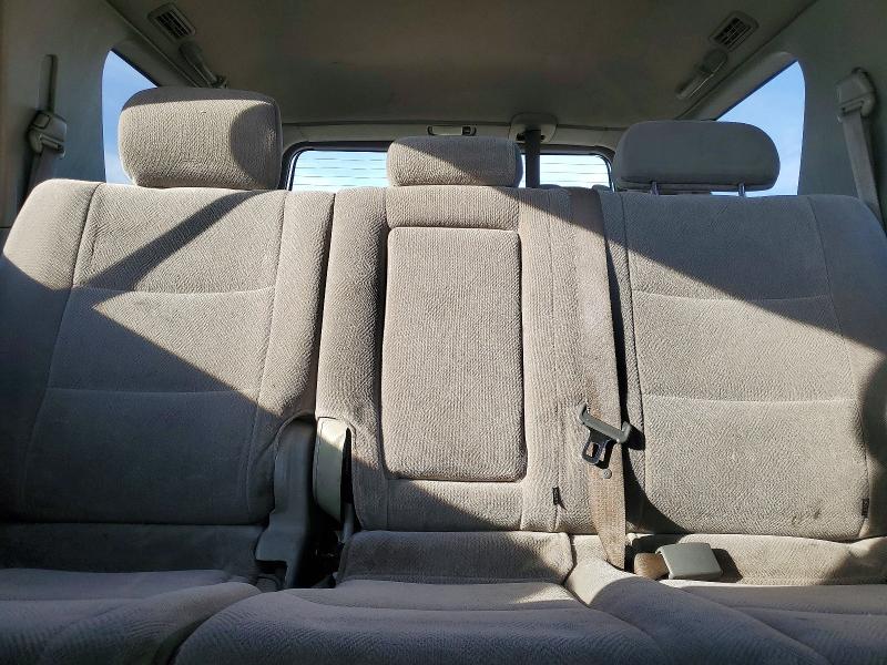 Продаж на аукціоні авто 2002 Toyota Sequoia, vin: 5TDBT44A12S060623, номер лоту: 72425005