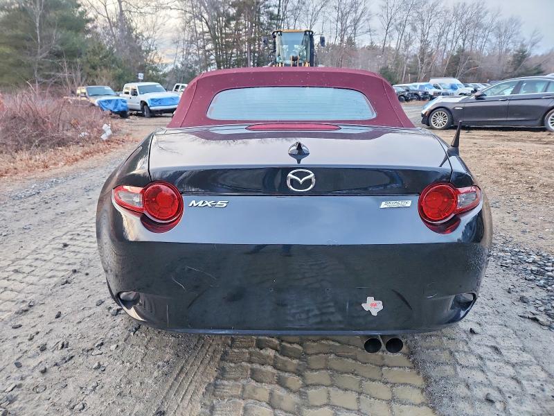 72460765 :رقم المزاد ، JM1NDAD71J0202578 vin ، 2018 Mazda Mx-5 Miata مزاد بيع