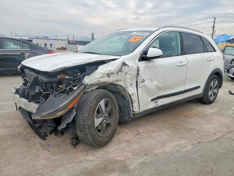 73259965 :رقم المزاد ، KNDCB3LC8J5204614 vin ، 2018 Kia Niro مزاد بيع