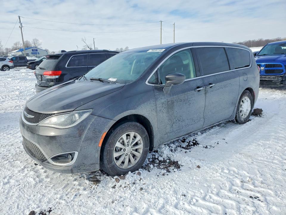 Продаж на аукціоні авто 2018 Chrysler Pacifica, vin: 2C4RC1FG3JR126028, номер лоту: 75036195