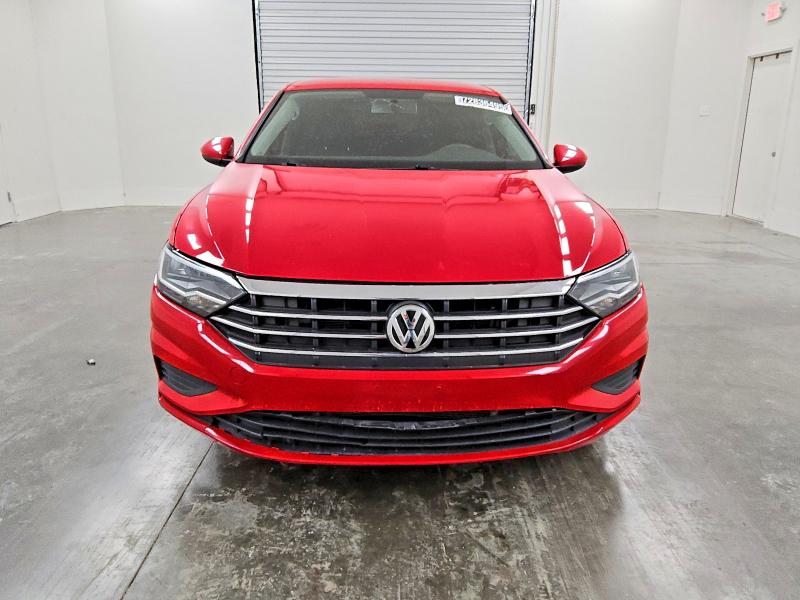 72836495 :رقم المزاد ، 3VWN57BU2KM049939 vin ، 2019 Volkswagen Jetta مزاد بيع