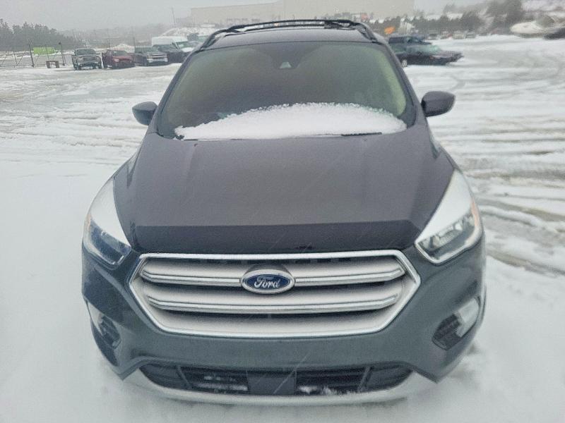 Продажа на аукционе авто 2018 Ford Escape Se, vin: 1FMCU9GD0JUD23906, номер лота: 98332505