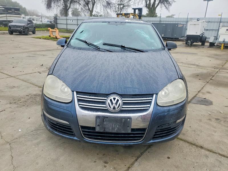 73864405 :رقم المزاد ، 3VWRZ71K58M005237 vin ، 2008 Volkswagen Jetta مزاد بيع