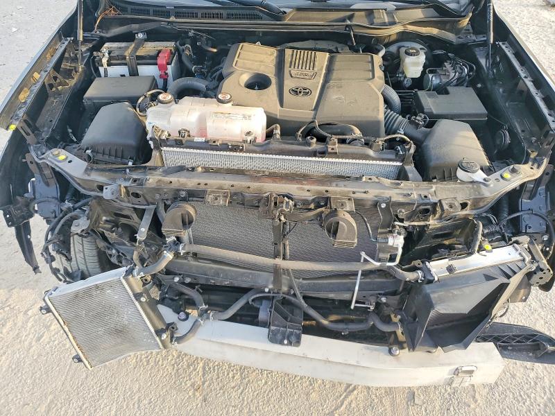 Продажа на аукционе авто 2024 Toyota Tundra, vin: 5TFLA5DB8RX230392, номер лота: 99729155