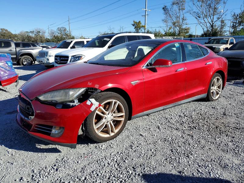 2014 Tesla Model S მანქანა იყიდება აუქციონზე, vin: 5YJSA1S16EFP50626, აუქციონის ნომერი: 73892585