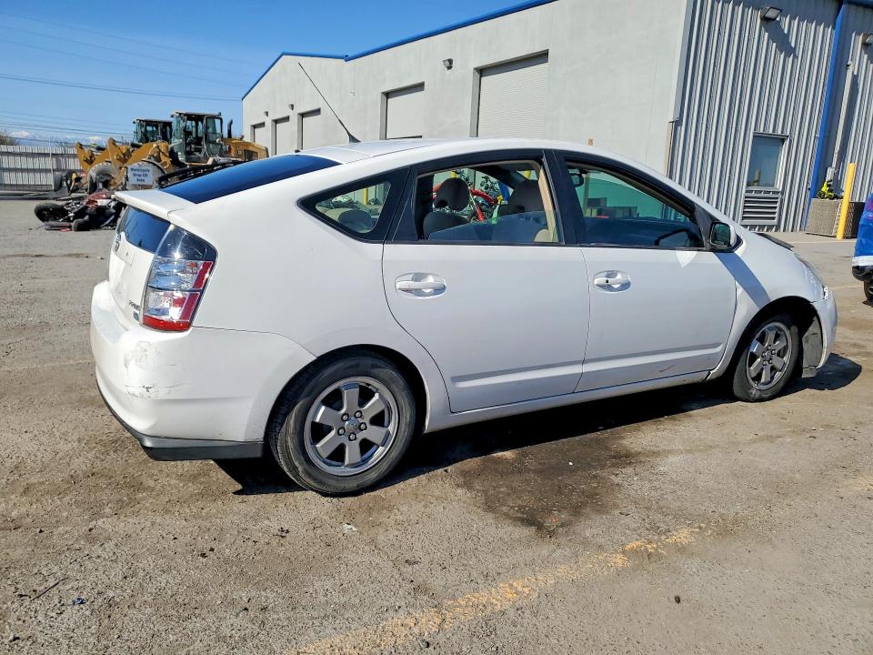 75679955 :رقم المزاد ، JTDKB20UX40009425 vin ، 2004 Toyota Prius مزاد بيع
