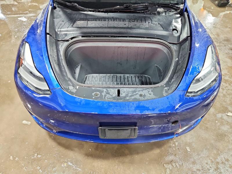 2024 Tesla Model Y მანქანა იყიდება აუქციონზე, vin: 7SAYGDEF9RA273682, აუქციონის ნომერი: 75458025