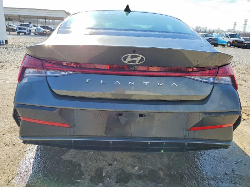 2025 Hyundai Elantra მანქანა იყიდება აუქციონზე, vin: KMHLS4DG3SU875411, აუქციონის ნომერი: 98435395