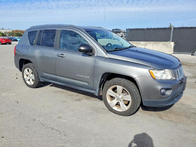 98884155 :رقم المزاد ، 1C4NJDEB3CD604093 vin ، 2012 Jeep Compass مزاد بيع