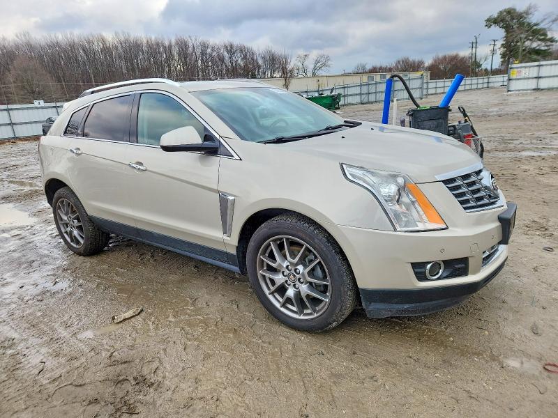 74020345 :رقم المزاد ، 3GYFNCE30GS563689 vin ، 2016 Cadillac Srx مزاد بيع