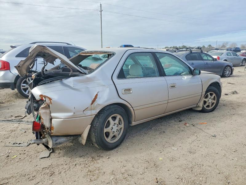 1997 Toyota Camry მანქანა იყიდება აუქციონზე, vin: 4T1BG22KXVU150773, აუქციონის ნომერი: 73709845